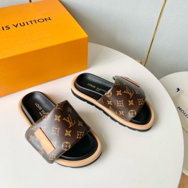 LV Pool Pillow Flat Comfort Mule, Size 35-45