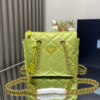 Prada Re-Edition 1995 Chaîne Re-Nylon tote bag