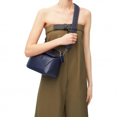 Loewe Small Puzzle in Smooth Calfskin-deep blue