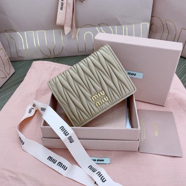 Miu miu Small matelassé nappa leather wallet
