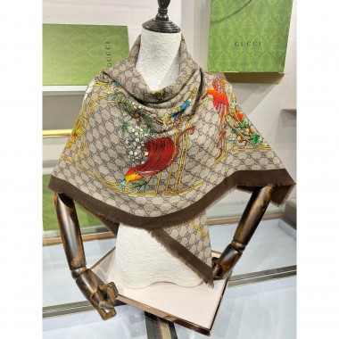 Gucci Shawl 140