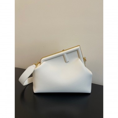 Fendi First Medium Borsa in pelle