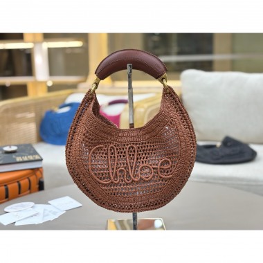 Chloe Summer Banana Hobo bag in Raffia 