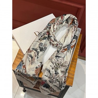 Dior Light-weight Cashmere scarf