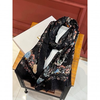 Dior Light-weight Cashmere scarf