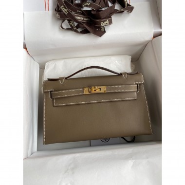 Hermes Kelly Pochette in Swift Leather 