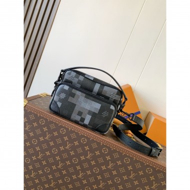 M14988 Nil Messenger