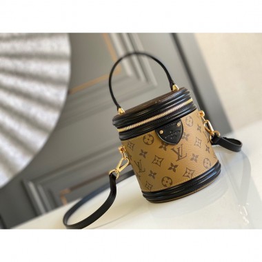 M43986 LV Cannes 