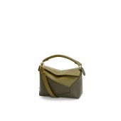 Loewe Small Puzzle in Classic Calfskin 