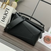Loewe Medium Puzzle in Classic Calfskin 