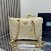 Prada Re-Edition 1995 Chaîne large Re-Nylon bag