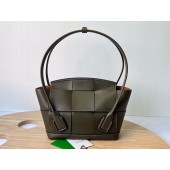 Bottega Veneta  Small Arco 