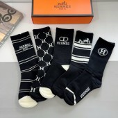 Hermes socks ( 5 pairs)