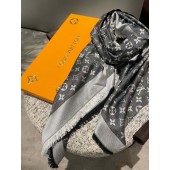 Louis Vuotton Classic monogram shawl / large scarf