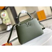 Louis Vuitton Capucines BB