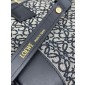 Loewe Amazona 23 in Embroidery and Calfskin 