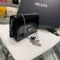 Borsa a spalla in pelle spazzolata