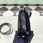 Borsa a spalla in pelle spazzolata