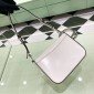 Borsa a spalla in pelle spazzolata