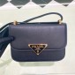 Borsa a spalla in Saffiano