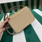 Borsa a spalla in Saffiano