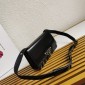 Borsa Prada Emblème in pelle spazzolata