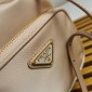 Borsa a spalla Prada Duet in Re-Nylon