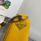 Borsa a tracolla Prada Triangle in pelle