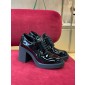 Stringate in pelle spazzolata con tacco