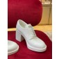 Stringate in pelle spazzolata con tacco