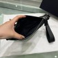 Pouch Prada Triangle in pelle