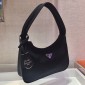 Mini borsa Prada Re-Edition 2005 in Re-Nylon