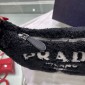 Prada Mini borsa in spugna Re-Edition 2000