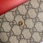 GG supreme Cherry wallet on chain