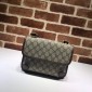   Borsa a tracolla in tessuto GG Supreme misura piccola