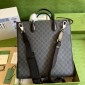 Gucci GG Supreme Medium Tote 