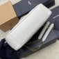 Saint Laurent Loulou Medium in matelasse lambskin-Blanc Vintage