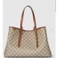 Gucci GG emblem Medium Tote bag 