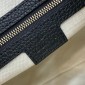 Gucci GG emblem Medium shoulder bag-Black