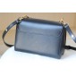 Louis Vuitton Twist MM in pelle Epi 