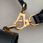 Louis Vuitton Twist MM in pelle Epi 