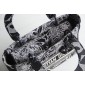 Christian Dior Medium Lady D-Lite Bag 