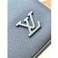 M11486 Takeoff Pouch