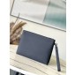 M11486 Takeoff Pouch