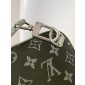 M11702 Avenue Slingbag