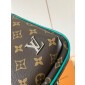 M12734 Avenue Slingbag