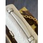 M22942 Pochette Métis East West