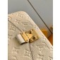 M22942 Pochette Métis East West