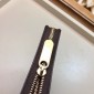 M42616 Zippy Wallet 