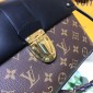 M43125 ONE HANDLE FLAP BAG MM  